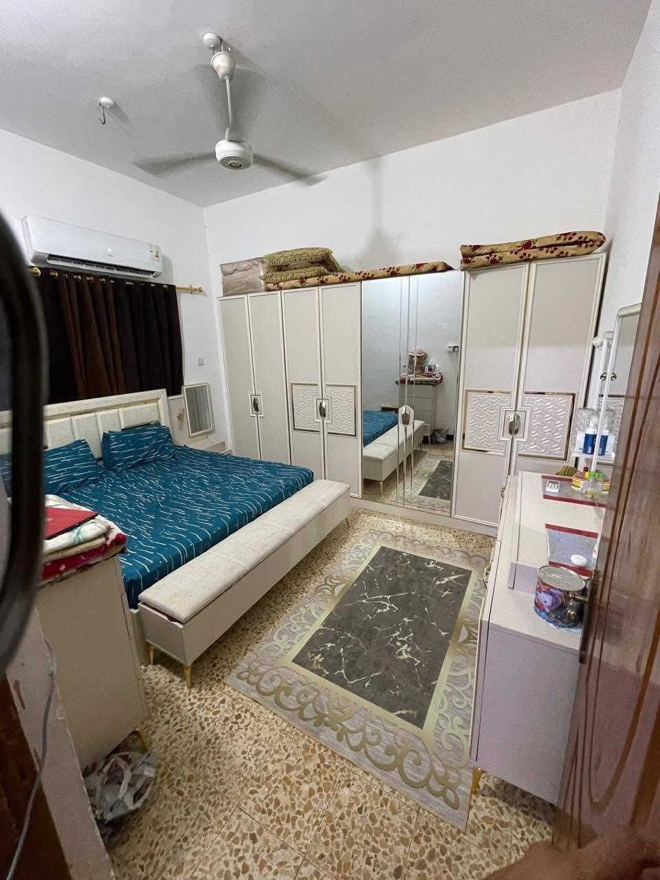 مكتب اكرم الحاتمي للعقار   ***********
==================================

دار  للبيع  المساحة  125  متر  طابو صرف 

حي ميسان الشريط قطاع 84 شارع 15 متر 

==================================

يحتوي ع/ غرفة وصالة ومطبخ وأستقبال 

وصحيات داخلية وخارجية ومكشوفة وطارمة 

        البيت نضيف  صب كونكريت 

         السعر  143 مليون وبي مجال 

للاستفسار الاتصال بالرقم *********** وات سآب 

              او مراجعة المكتب 

عنوان المكتب/ النجف الكوفة حي ميسان 

     شارع الكيات مقابل اسواق حليم
