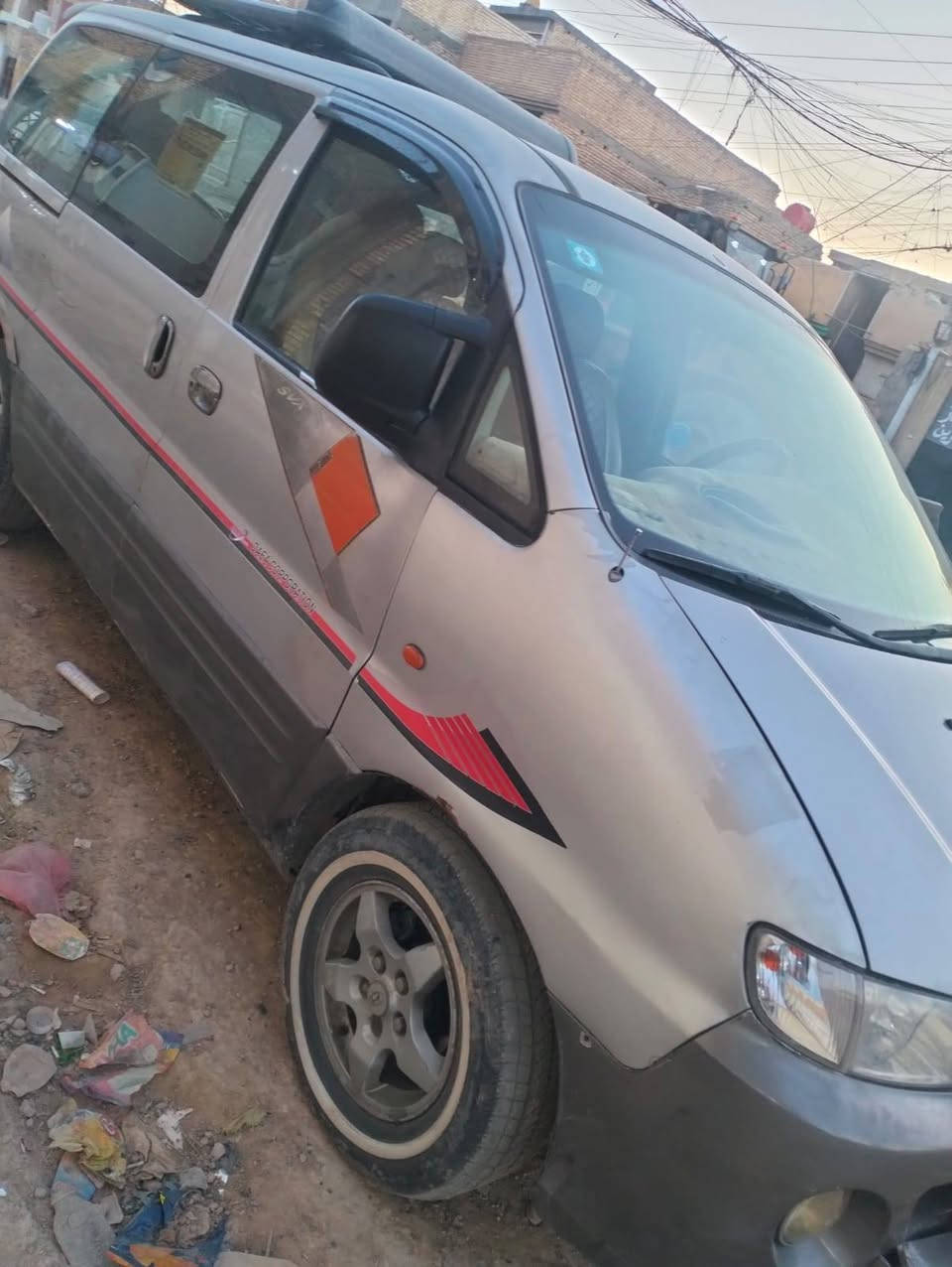 السلام عليكم
سيارة ستاركس موديل 2000 كير عادي سوبر مفتوح تبريد ثلج قطعتين
ترايك وين متريد للبصرة وياك للشمال وياك رقم ديالى خصوصي
***********
