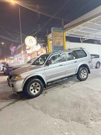 نتيفيا مستيوبيشي ٢٠٠٦ للبيع او مراوس السياره جاهزه مابيها نقص صدر مكين...