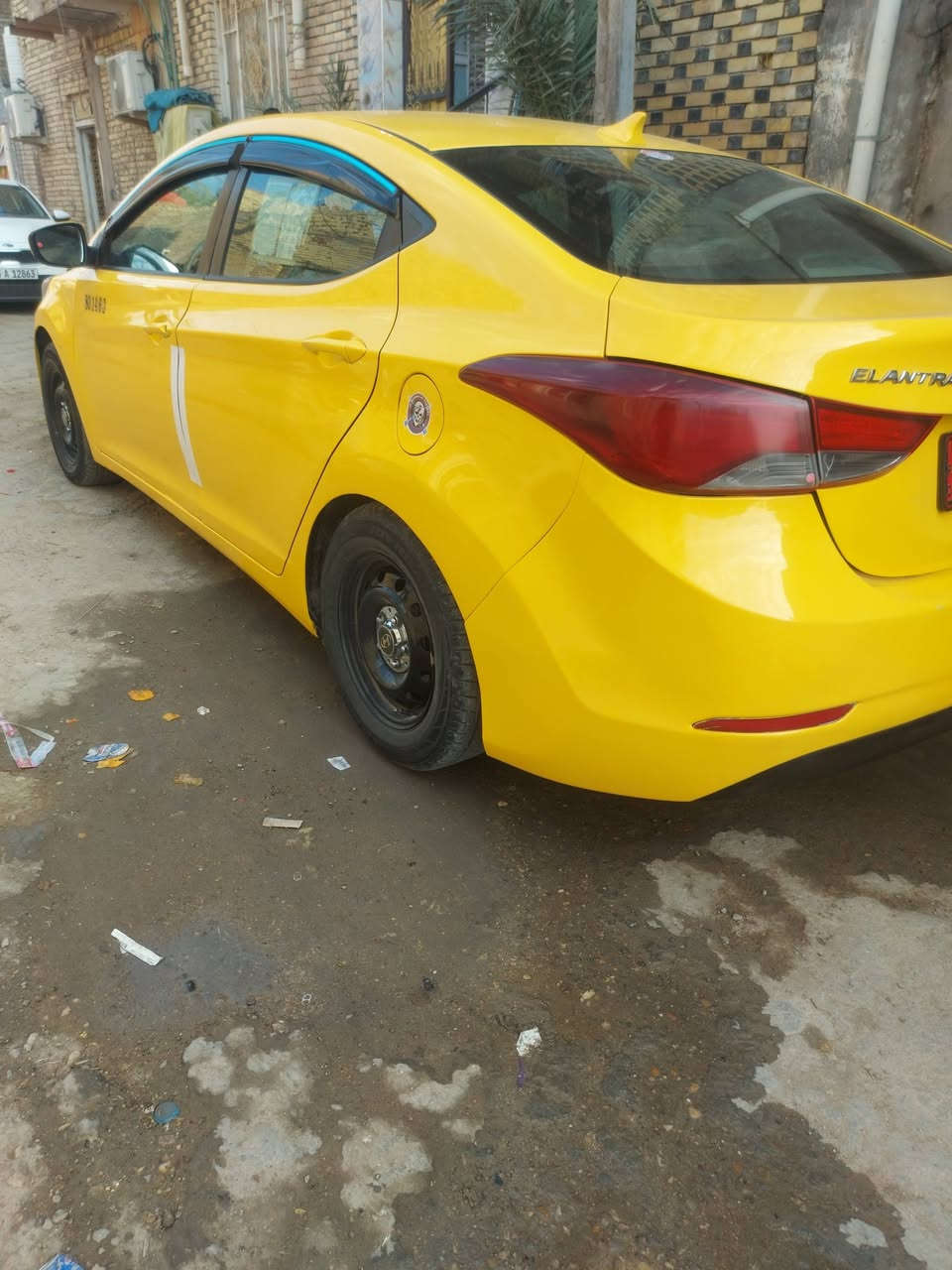 السلام عليكم ألنترا 2014 للبيع سياره جاهزه رقم بغداد راعيها بالعماره للإستفسار الاتصال على الرقم *********** السعر 105
