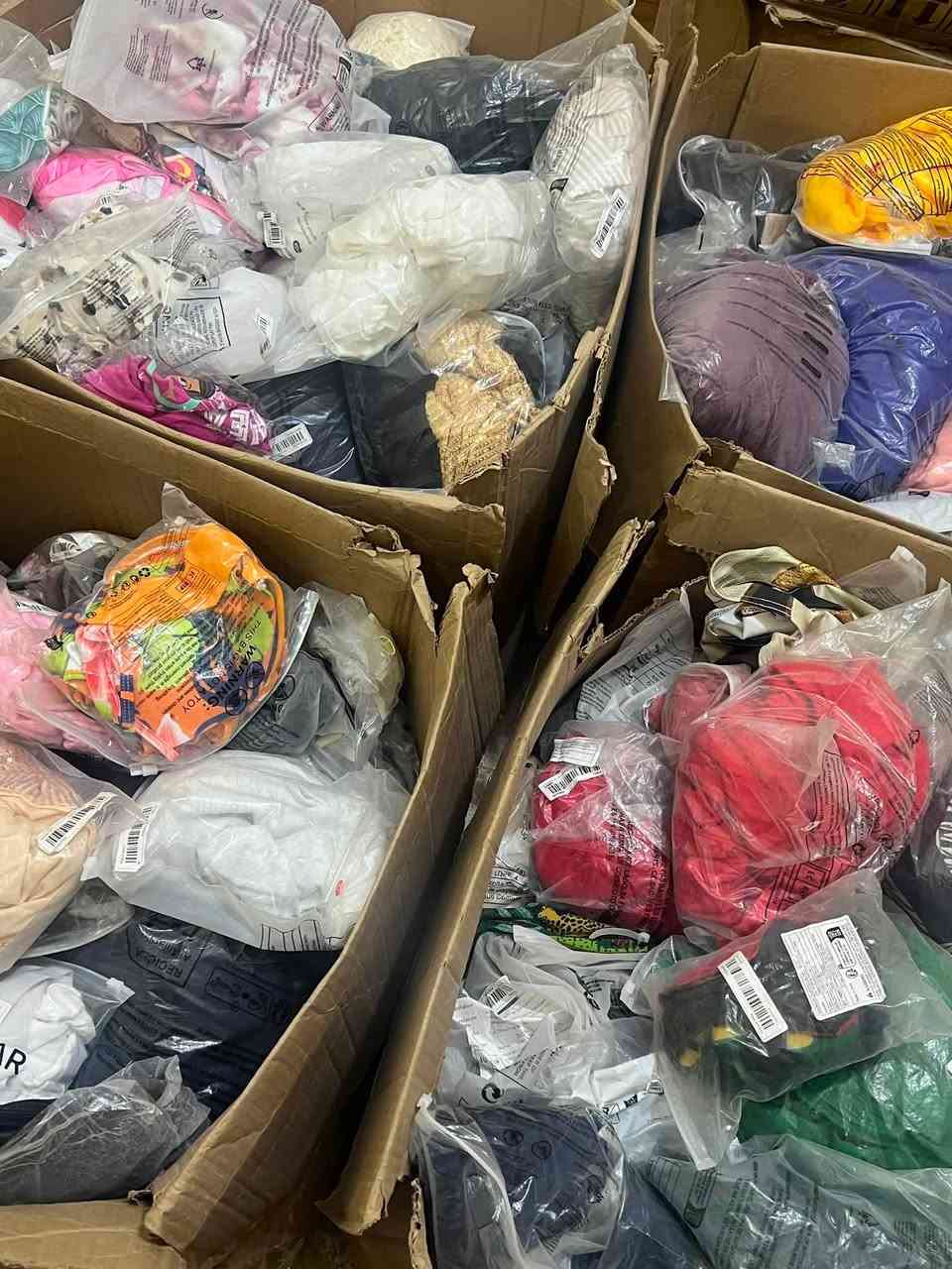 ملابس صيفيه جديده غير مستعمله للبيع شلعه كاملة بسعر كلش حلو يحتوي على تراكات وفساتين وبذلات و 10% رجالي ولباقي نسائي


**إذا كنت صاحب هذا الإعلان وتريد حذفه لأي سبب، رجاءا أرسل رسالة إلى الدعم الفني**