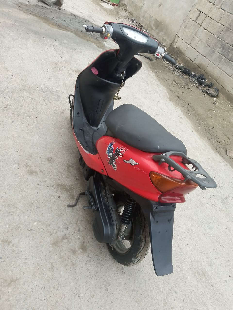 دراجه عصفوريه سرعه 60 تشتغل سلف وهندر مكينه بلاديه كهربائياتهه كلهه شغاله قفل ستيرن قفل جنطه كله شغاله تخم تاير جديد سعر 275بيه مجال مكاني بغداد مدينه الصدر شراي يتصل ***********
