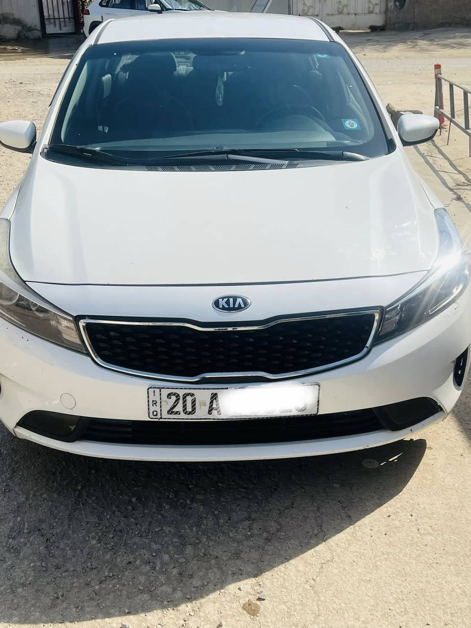 كيا فورتي موديل 2017 مكينه كير شرط مكينه 2000 دوش صدر جديد رقم ديالى دولي بسمنه شرط تحويل صبغ حزام بدون دواخل تبريد تدفئه كله شغال سياره جاهزه بعد احلى من صور السعر 95 وبيه مجال استفسار على رقم *********** مكان سياره ديالى بعقوبه المفرك
