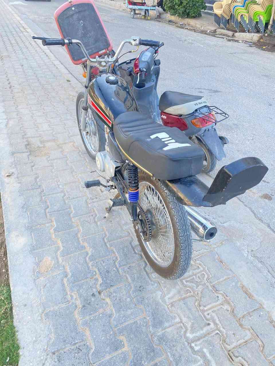 سلام عليكم اربعه كير ارشه مفتوحه مره وحده كلك كلك أدراجه عوزها تفيلس وعوزها شويه ترتيب سعرها 250وبيها مجال مكاني كربلاء الجمعيه قرب سيد السعار ***********
