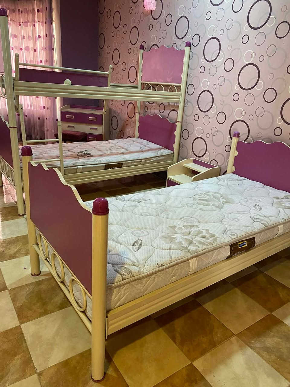 غرفه نوم اسره عدد 3مع مكتب ومكتبه وكنتور وكومدي كبيره وكومدي صغيره مع كنتور وعلاقه ملابس 3 دواشك سبرنك ومع برده 9 امتار سعر 300 الف موصل حي المهندسين


**إذا كنت صاحب هذا الإعلان وتريد حذفه لأي سبب، رجاءا أرسل رسالة إلى الدعم الفني**