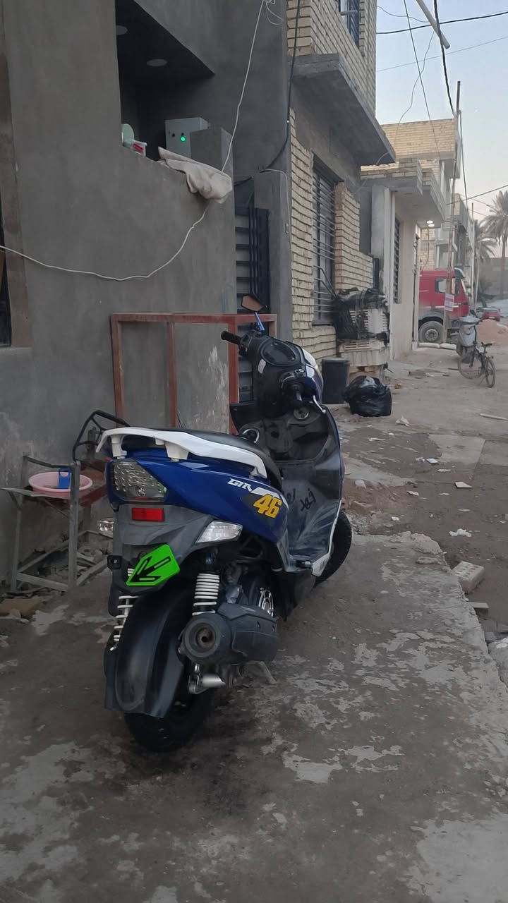 السلام عليكم شباب ثعلب جيتي ار للبيع مال رمبه مكينه ناعمه وحلوه ما كلشي شغال نكره  سلف بس بجم تجاري اي نقص ما بيه سعره مليون و بيه مجال مكاني كاظميه رقم ***********واتساب
