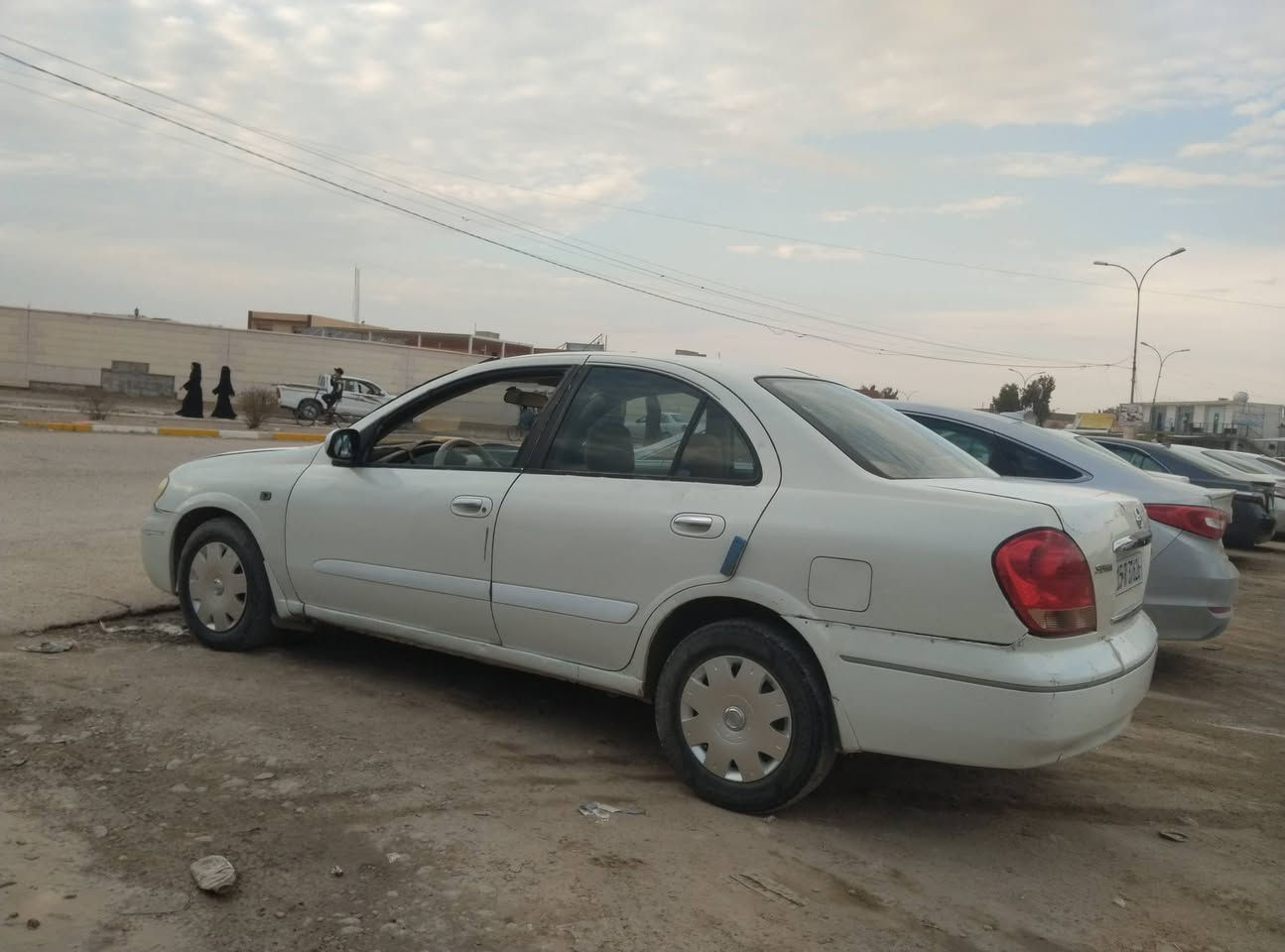 سيارة سني 2009 للبيع 

سياره بيها قطعتين بدون
 دواخل 
كير محرك 
تبريد تدفئة شرط 
سنويه لل 29 
محرك اسود 
كير عادي 
رقم انبار انكليزي 
السعر 83 وبيها مجال 
ترهم مراوس 
للأستفسار ألاتصال على الارقام 
***********
***********
