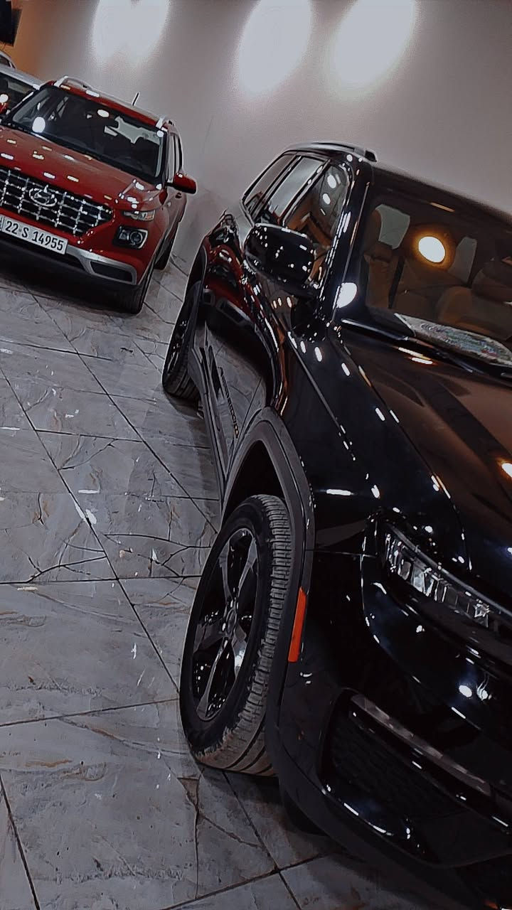 سلام عليكم جيب لاريدو 23 موديل مكفول فول بلاك شن لمتد فول الفول داخل عسلي بانوراما علا طول القماره السعر 37 وبيه مجال ‏‪0786 053 9048‬‏
