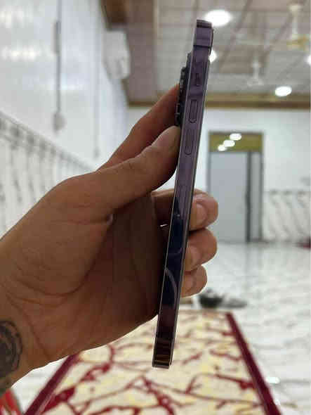 ايفون 14 برو ماكس 

ذاكره 256 البطاريه 85 

دبل سيكارت ZA جهاز وتر بروف فقط بي كسر بضهر مامأثر عل جهاز السعر 825 الشراي اتصل 
*********** عمارة
