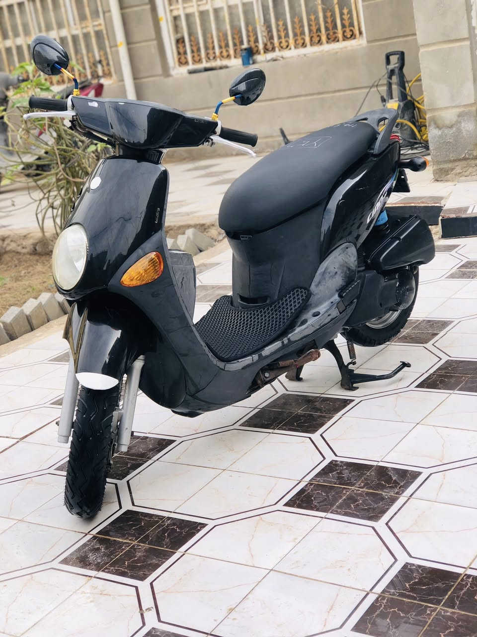 سلام عليكم فله حاويه رمبه البيع دراجه جديد مثل ما شوف بعينك صايره جم يوم من طلع حاويه ختم واحد دراجه مل عتب العلون دوانيه حي العصري رقم مبايل ‭٠٧٨٣ ٧٨٦ ٤٤٠٣‬
