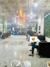 كوفي هيل وليل للبيع يحتوي على  3 ميوزه بلياردو  2 سبلت عمودي 3 طن  شاش...