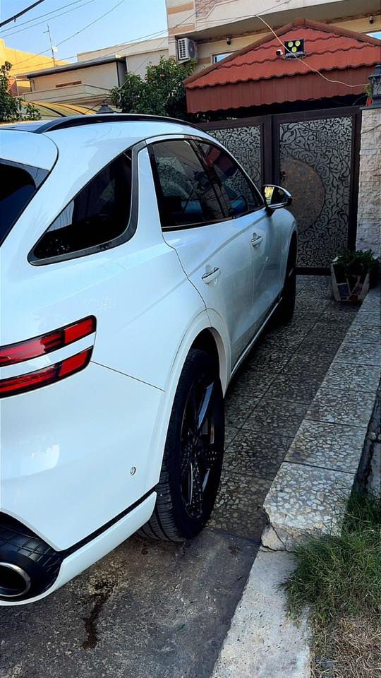 ماكو هيج سعر بكل العراق
GV70 2022 Royal Prestige

داخل لون نيلي مميز وحزام احمر 

للبيع 

المواصفات الرئيسية:

✅ بانوراما 

+ شاشة 14.5 إنش مع CarPlay & Android Auto

✅ كاميرات محيطية 360°

✅ مقاعد جلد كهربائية

 مع تبريد، تسخين، ومساج + وضعية الطيارة

✅ السيارة تتحرك للأمام والخلف بالريموت بالكامل

✅ شحن لاسلكي

✅ محرك 3500Turbo 

 + دفع رباعي 4WD

✅ 5 أنظمة قيادة متعددة

✅ إنارة داخلية متغيرة الألوان + LED

✅ صندوق كهرباء + وخاصيه تقرب وينفتح عند الاقتراب منافذ كهرباء متعددة

✅ هوك خلفي

✅ نظام ترحيب عند فتح السيارة

✅ نظام صوتي Lexicon 15 سماعة + Quantum Logic

السلامة والمساعدة:
• وسائد هوائية 
• مساعد تتبع المسار، النقطة العمياء، تفادي الاصطدام الأمامي والخلفي

•ويل قياس 21 انج 

•بردات خلفية 

•مري شفط 

•رادارات مانع تصادم + تحديد مسار + نقطه عمياء 

• عين سحريه عند الاشاره 
• تحكم ستيرن 

•كير شفتات بالستيرن 

•ستيرن هيتر 

•كشن تدفئه تبريد تدليك وخزن ميموري 

•ستيرن كهرباء 

•مري اوتو دم تعتيم تلقائي 

هواي مواصفات 

• مساعد صعود التلال، تثبيت سرعة ذكي، كاميرا محيطية  •بردات خلفيه   

📍 المكان: بغداد / العامريه 

📏 عداد المسافة: 33,000 ميل

💰 السعر: 30700 وبيها مجال جدا بسيط  

📞 اتصال او واتساب: *********** 

📌 ملاحظة: ضرر — بجم كبس تبديل 

السياره باسمي تحويل ثاني يوم هزه وفحص جديد كله 

بنيد وجاملغ وباب ، بدون لغد، بدون شاصي اريباك ستيرن وبرده فقط وصور الضرر موجوده
