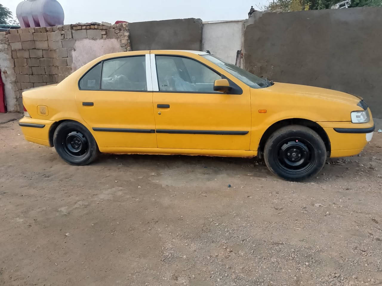 تحيه طيبه سمند 2011رقم واسط دولي باسمي سنويه جديده كير مكينه جديد فقط الدوس معمرات سياره خير من الله جاهزه لسعر 29مكاني كوت حي الحكيم للستفسار *********** /***********
