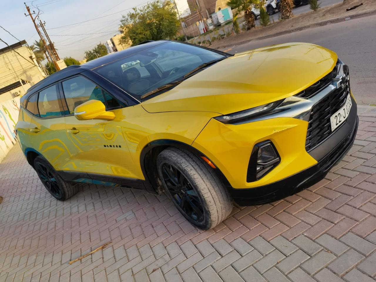 بلايزر 2022 ستة سلندر RS مرقمه اربيل بأسمي ماشيه 65 ميل
الموصفات(بصمة تشغيل عن بعد كراسي جلد وكهرباء تدفئة الكراسي وتبريد   الامامي والخلفي تتفئه اشاير مري  صندوك كهرباء ) 
الحادث(ربع البنيد هنا صار ب العراق  اثر صقوط انقاذ على البنيد ) 
محرك ستة سلندر السياره جاهزه وبدون نقص وشرط الفحص
السعر:195 ورقه وبيها مجال
للاستفسار الاتصال
***********
