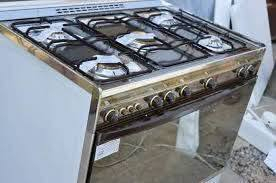 السلام عليكم متابعينا ورشة بيع و مراوس الطباخات
صيانة طباخات تصليح وتنظيف جميع انواع طباخات الحديثه والقديمه صيانة موقعيه     متواجدين على طيله ايام الاسبوع 
نتصلو وبل خدمه / واتساب*********** عمار
