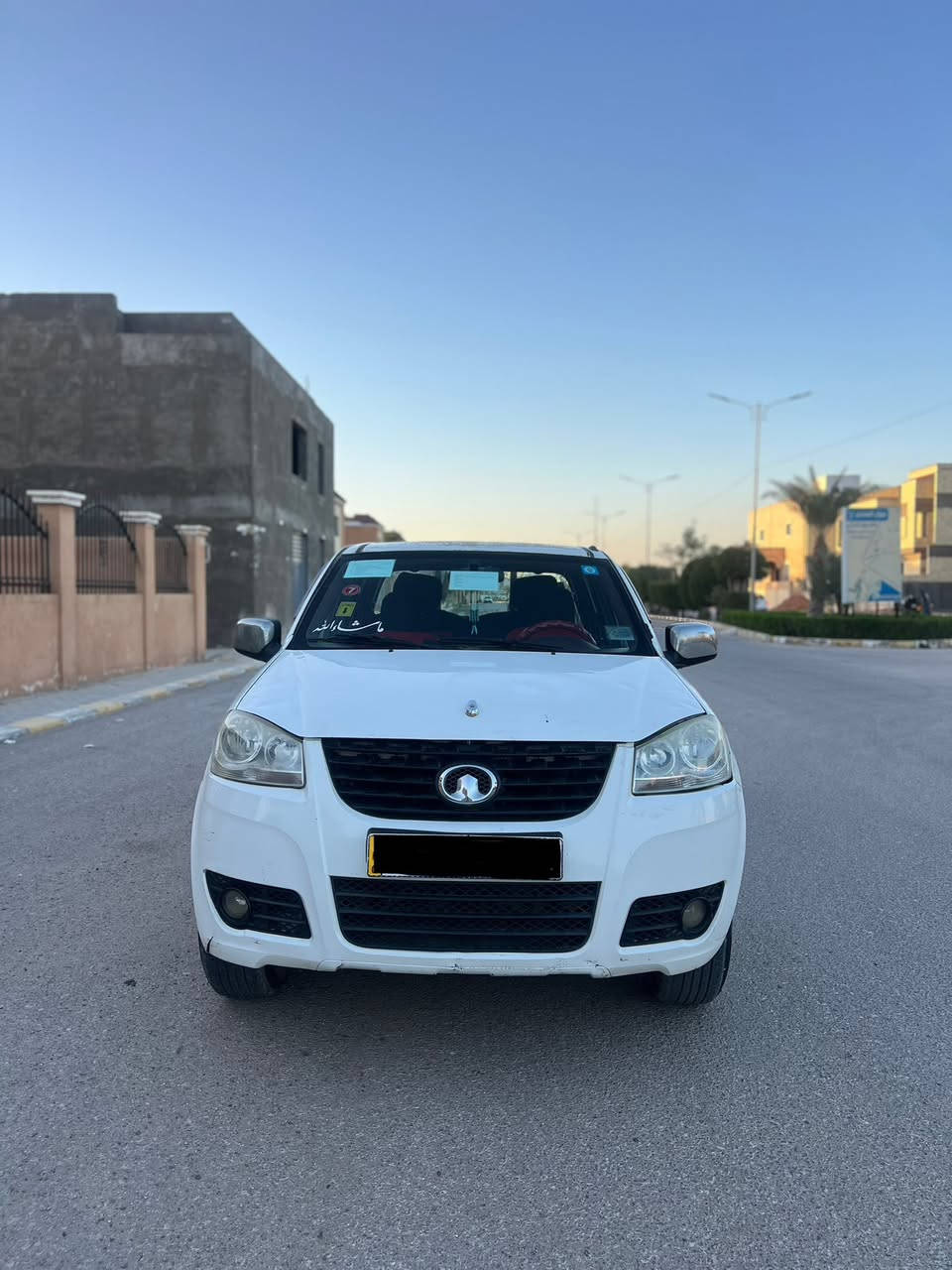 كريت ويل 2013 سياره مكفوله كفاله عامه رقم نجف دولي بسمي هزه جديده وسنويه جديده تبريد شغال كير مكينه حداديه تبريد كله مكفول تخم  تاير جديد يعني سياره ما عايزه شي  بذن الله السعر 65 وبيه مجال مكان سياره بنجف 
***********
