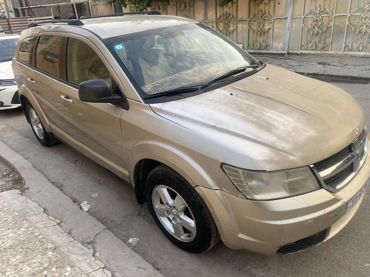 جورني 2009السعر 90بغداد واسمي السنويه وهزه جديد كامله كير ومحرك وتبريد
