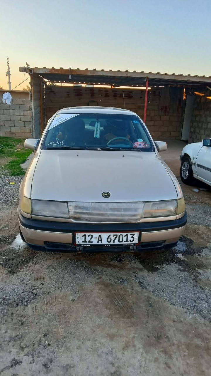 السلام عليكم اوبل فكتره حجم 16محرك استره قبق اسود بي بداية صرف سنويه 2030بسمي كابون  بانزين  وايرمنيه كلها شغالا دوشمه جديده حداديه من الدعاميه للدعاميه كلها جديده سويتها سعر 43وبيها مجال (***********)
