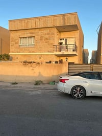 مجمع القرية الإنكليزي • ٢٣٠م • ٤ غرف