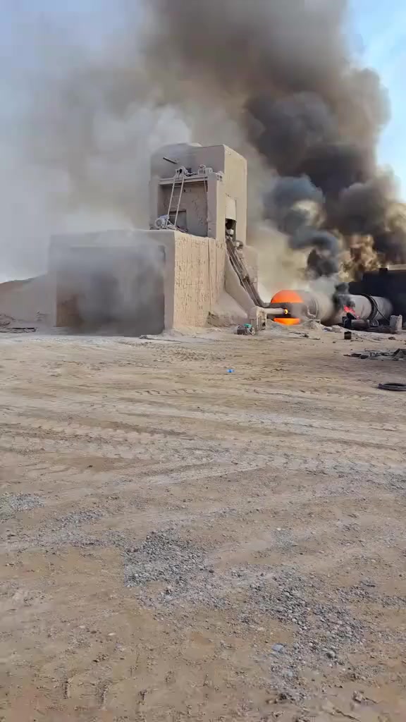 يوجد لدينا جص الفلوجة الكرمة الجزيرة، جص درجة اولى على الفحص، يصلك كامل عمال مع كواني تفريق من الطابق الارضي الى الطابق الثالث حسب الطلب، ونتعامل بمصداقية ونتميز بالدقة وسرعة العمل، ونوعية الجص والكمية من يريد الشراء الإتصال على الأرقام التالي*********** //40 كونيه جيب 50 /60
