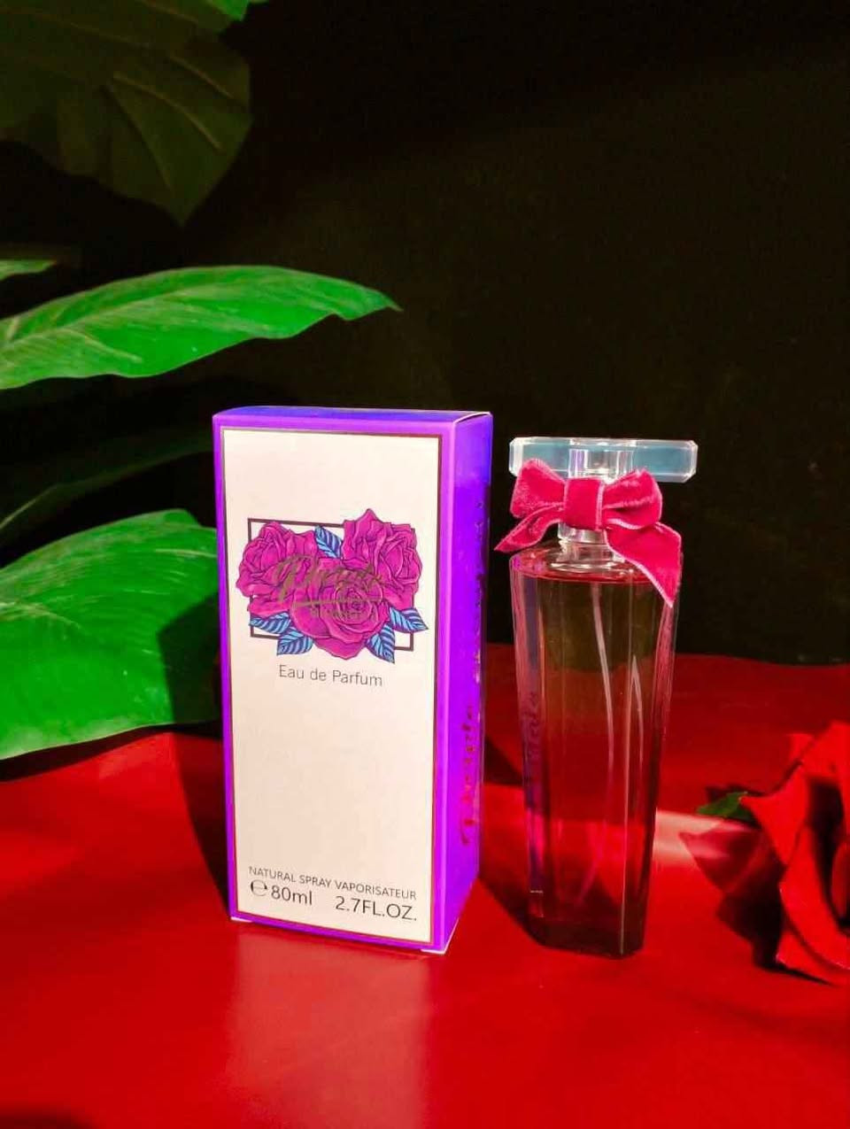 عطر Purple الارجواني للنساء 💜♥️
اصنع قصصاً مذهلة عن حياتك عندما تكون سعيداً ومنتعشاً. ويضمن عطر تريزور ميد نايت روز من لانكوم هذا الشعور. عطره المهدئ يخلق انطباعاً رائعاً يصعب نسيانه🌸
قم برش عطر ميدنايت روز عندما تبدأ يومك، وستبقى رائحته لفترة طويلة. الرائحة التي لا تنسى لمكونات عالية الجودة تجعل مزاجك منتعشاً على الفور. كل لحظة ستكون ممتعة وحيوية مع رائحته المبهجة. عطر تريزور ميدنايت روز من لانكوم هو عطر لا غنى عنه لسيدة جميلة مثلك 🌸

تحتوي على الورد والتوت مما يخلق رائحة حلوة. حلاوة هذه الرائحة تحافظ على مزاجك منتعشاً وتضيف شعوراً ممتعاً إلى الأجواء 🌸

تتكون قاعدة عطر لانكوم للنساء من المسك والفانيلا ورائحة خشب الأرز فيرجينيا يتم المزج بين حلاوة الفانيلا مع رائحة المسك الترابية لصنع عطر مبهج يدوم لساعات طويلة
صنع في بريطانيا 🇬🇧
🇬🇧 اصلي 💯
🚘يوجد خدمة توصيل لجميع محافظات العراق ٤ الاف 🚘 الرمادي, الأنبار


**إذا كنت صاحب هذا الإعلان وتريد حذفه لأي سبب، رجاءا أرسل رسالة إلى الدعم الفني**