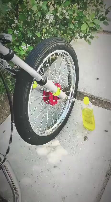 سلام عليكم شباب دراجه للبيع دراجه كلك كلك توه معمره شوفت عينك ب850.         ولمايعجبه يطلع كبل بتكسي عله حسابي 🤣
وهاذه رقمي ***********
