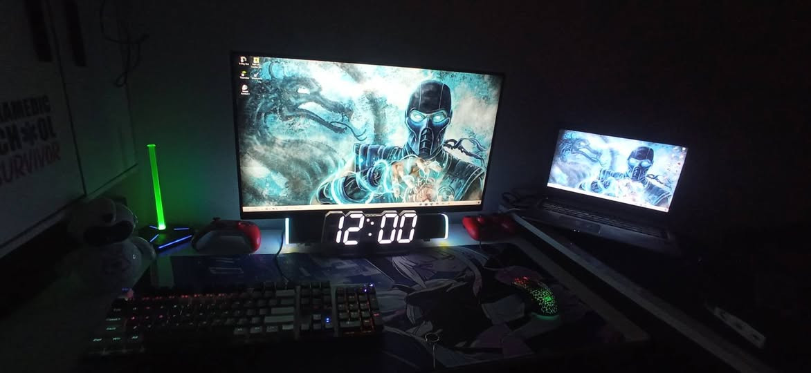 شاشه LG حجم 27 100هيرتز
سعرها 100الف بيها نقطتين بيظه بالشاشه متبين ولا امثره عليها 
مكاني بغداد التراث جنب مقهى وادي الذئاب تواصل واتساب 
***********
