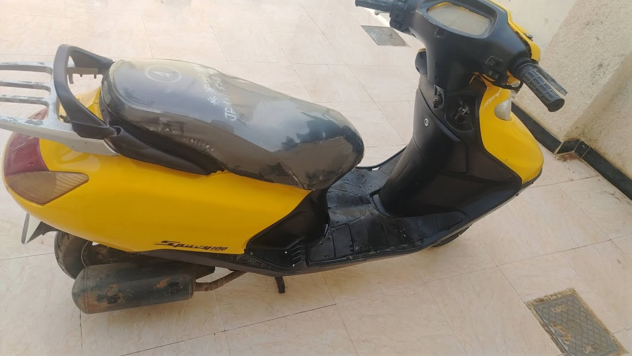 سلام عليكم
درجه سبيسي ماليزي شغاله سلف هندر  نكر مجفته قبل يويمن درجه عوزها قمجي بريك الخلفي او برغي للصلنصه فقط سعرها 225وبيها مجال 
رقمي *********** الستفسار
