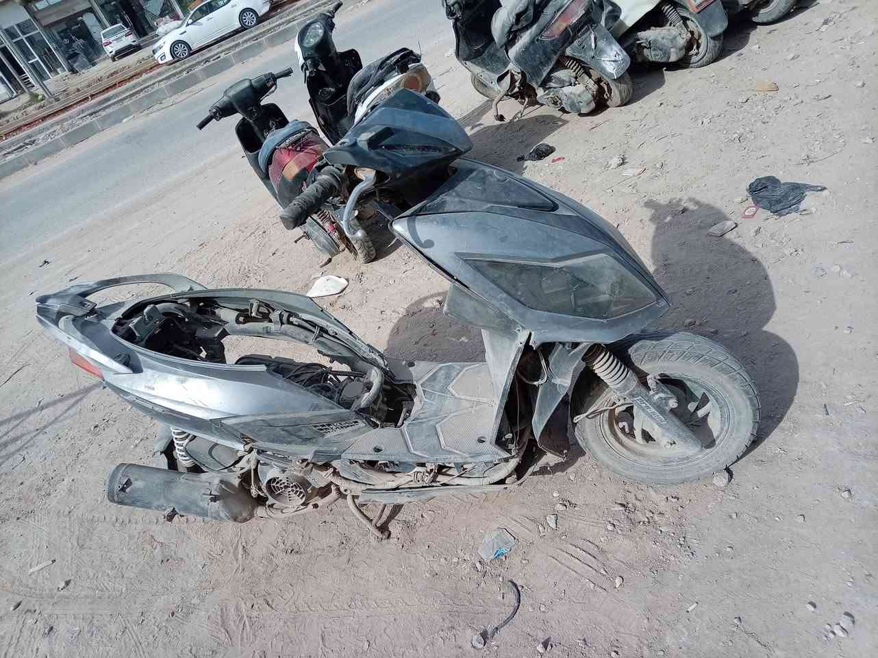 ***********  ياباني
