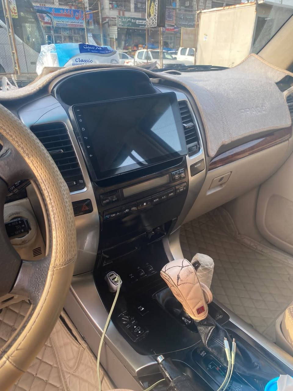 السلام عليكم 
برادو vx 2009 السياره كفاله عامه

فول مواصفات

فتحة سقف
قطعتين تبريد
باسم المالك
تبريد كشنات
الكشنات الاماميه كهرباء
حساسات
كشنات جلد
شاشه
المرأة الجانبيه شفط
ستيرن كهرباء
جكات خلفيه 
دبلات كهرباء

📍مكان السيارة بغداد
📞رقم صاحب السيارة ***********

‏‎🔴  السعر 180 ورقه
