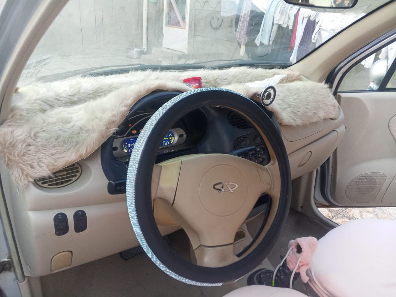 سلام عليكم كيو كيو مديل ١٠جاهزه حداديه جديده تبريد تدفئه كله شغال كير اوتو سياره نضيفه وستخدام بنيه السعر ٣٠وبيهه مجال مكان بصره رقم ***********واتساب
