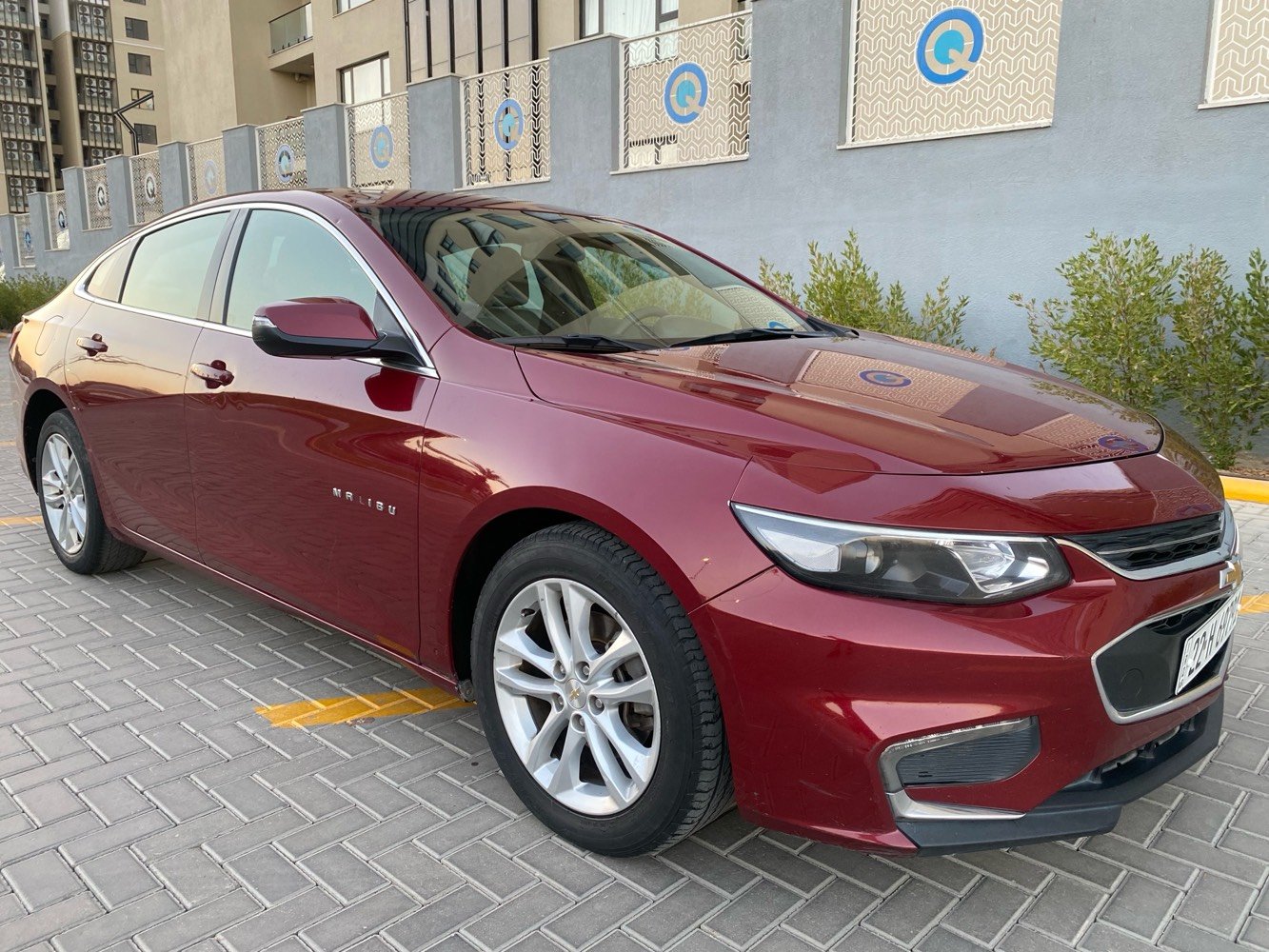ماليبو LT  2018  خليجي مكفول
محرك 2500 (4 سلندر) تنفس طبيعي
كير ATF المرغوب 8 نمر 
6 بصمات (تشغيل/ باب / جنطة)
سايد بريك بصمة
تحكمات ستيرن
نظام ABS
مانع انزلاق
شاشة اعطال
تبريد قطعتين امامي خلفي 
حساسات خلفية 
كار بلي
منفذ USP
السيارة مكفولة (كير / محرك / شاصي / لغد / حالوب / صبغ / راديترات)
ماشية 128 الف ميل
السيارة بيها بارد بالباب مال السايق موضح بالصور ورصعات خفيفة 
السعر : 116 وبيها مجال 
مكان السيارة بغداد حي العامل
للأستفسار ***********