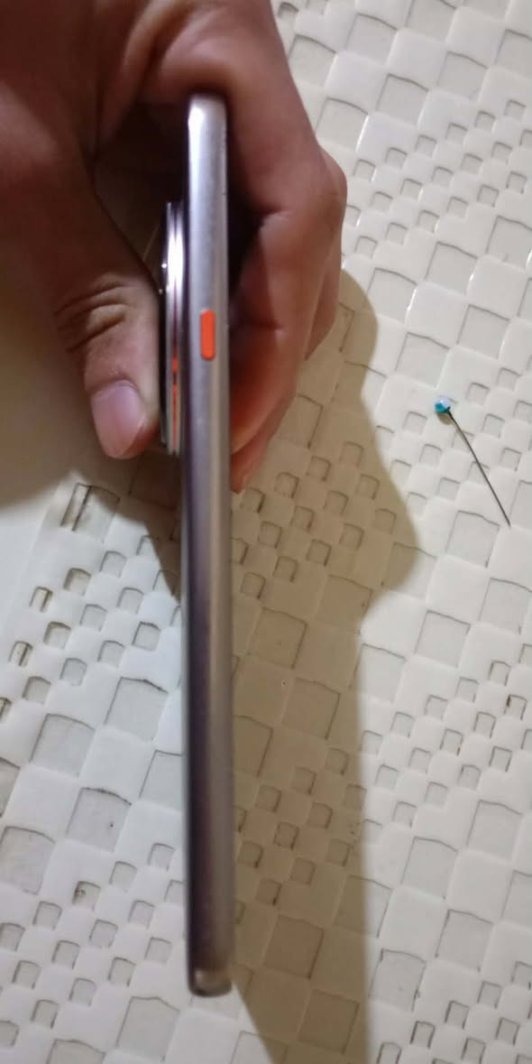 تكنو كامون 40 بريمير كامل ملحقات مراوس بايفون 12 برو ماكس او اعلى


**إذا كنت صاحب هذا الإعلان وتريد حذفه لأي سبب، رجاءا أرسل رسالة إلى الدعم الفني**