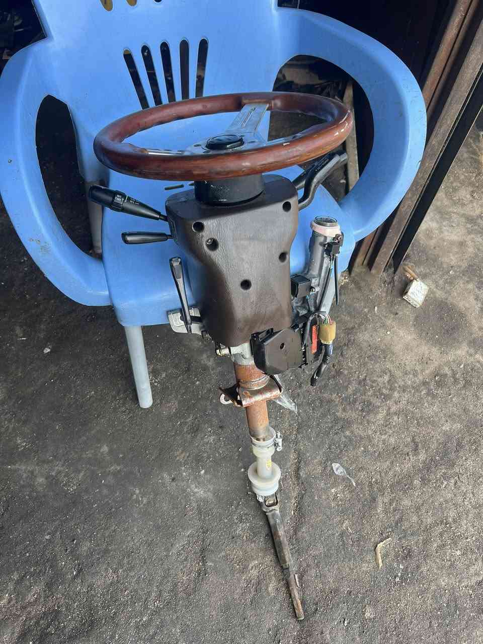 سلام عليكم شباب ستيرن كامل بدالات كامل نضافه 95/100 السعر 160 ستفسار *********** مكاني الزبير
