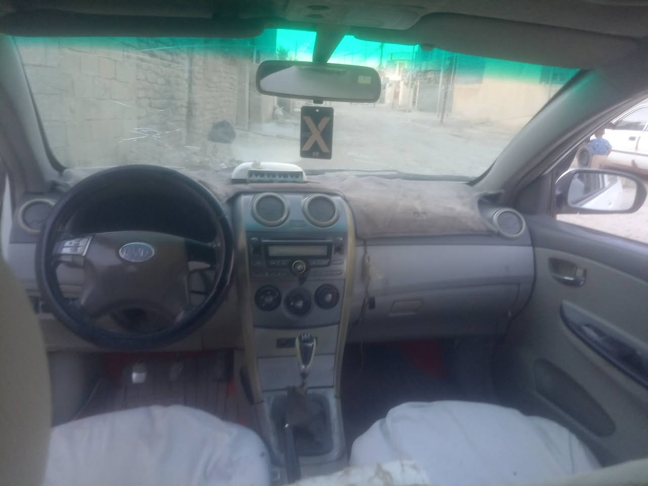 السلام عليكم بي وايدي مال شركه بيها وكاله السياره معايزها برغي بس غاز للتبريد منفوضه نفض السعر ٢٨ وبيها مجال ***********
