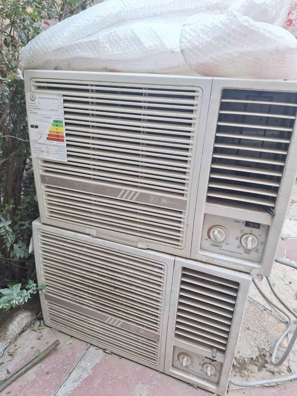 مكيفات البيع توسوت ، الوادي ، نضافه 95 مامشتغلات ولا داخلات تصليح استفسار ع الرقم ***********ع
