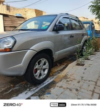 سياره توسان للبيع موديل 2009 مكفوله كفاله عامه من الصبغ وضربه وتبديل ت...