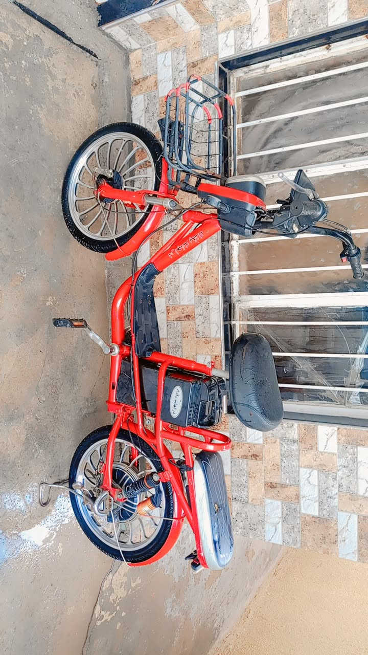 دراجه شحن للبيع 4باتري ألسعر 250المكان بغداد الحسينية 
للاستفسار وتساب ***********
