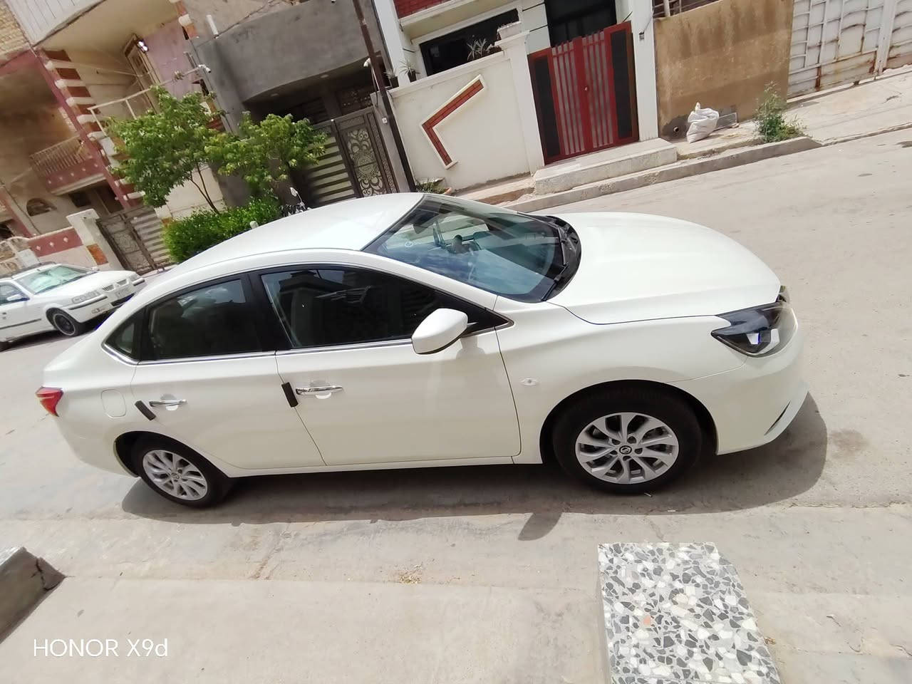 للبيع نيسان سنترا ٢٥ مكفوله رقم أربيل تحويل فقط ماشيه 17 الف السعر 126هاتف ***********
