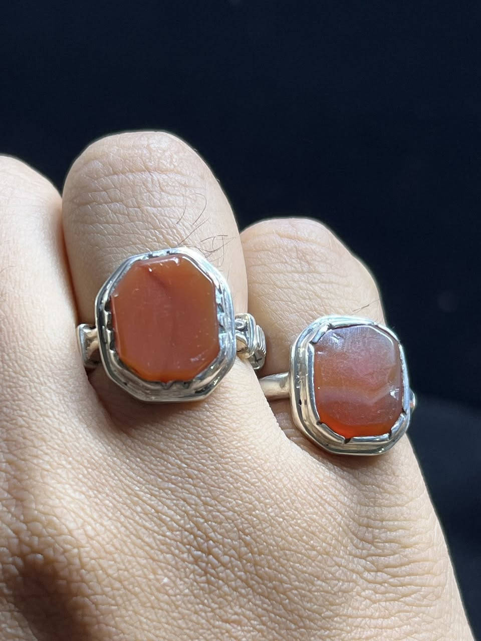 عقيق يماني قديم
صياغة يدوية

الشراي***********

المكان بغداد حي اور
