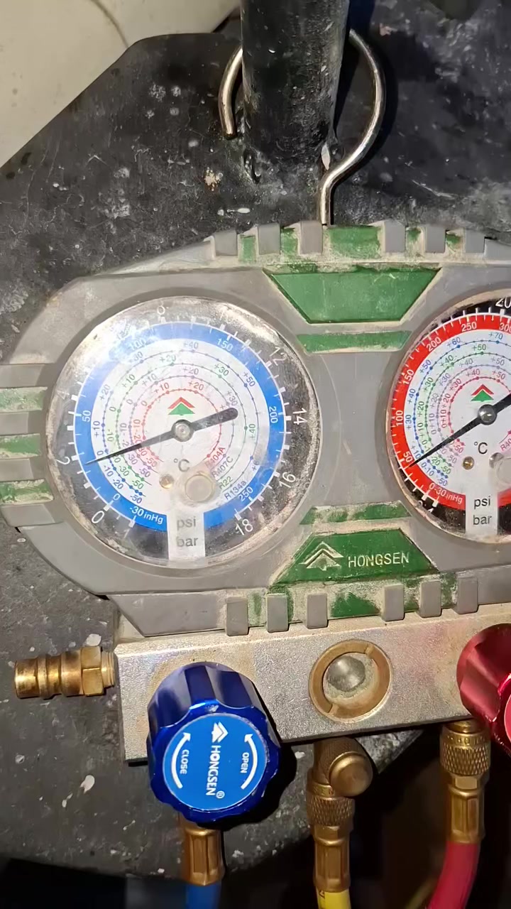 تبديل كمبريسر وتنظيف منظومة التبريد
العنوان النجف الكوفه شارع المعمل 

***********

***********
