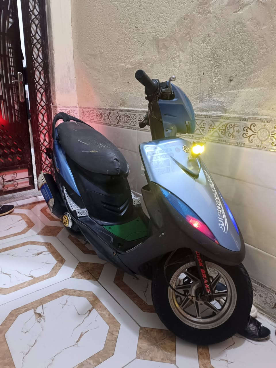 السلام عليكم 
ماكس عدله 
نكره سلف 
معدل وسرعه 
طبعا الصالنصه مو هاي البل الصوره 
بدلتها جبت احلى منهى 
ويل رياضي الدراجه 
خير من الله السعر 450 وبيها مجال 
و مستعجل على بيعهتا 
مكان ناصرية سوك الشيوخ 
***********متواجد واتساب فقط
