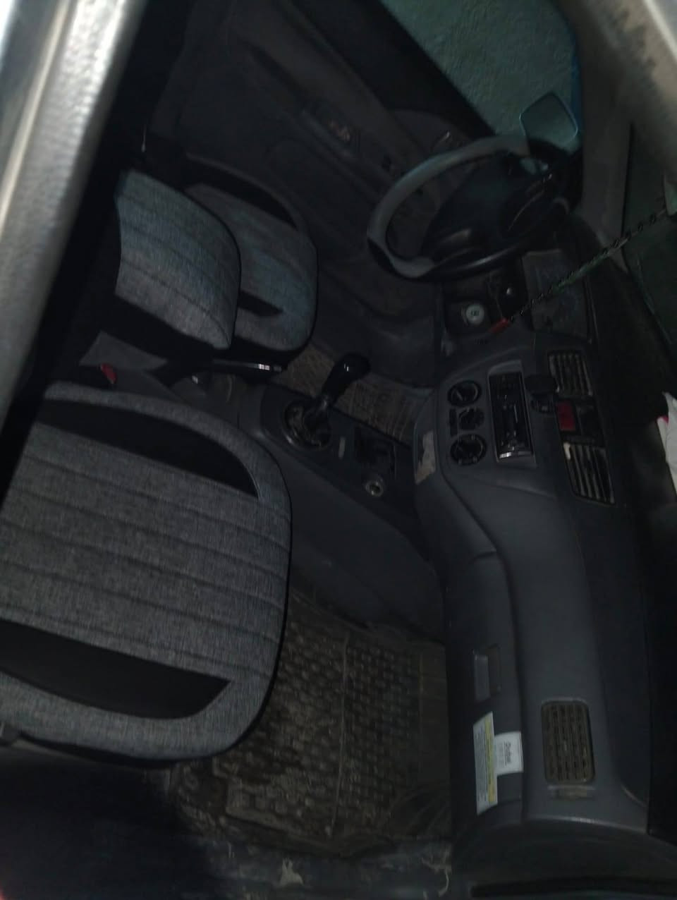 السلام عليكم لانسر 2009 مكينة تبخر كشر جارد وبيها طخطخات بسيطة شاصي ولغود مكفولة خليجي كير عادي السعر مناسب جداً اتصل وتدلل تحويل ثاني يوم السيارة بااسمي
*********** مكانها بغداد
