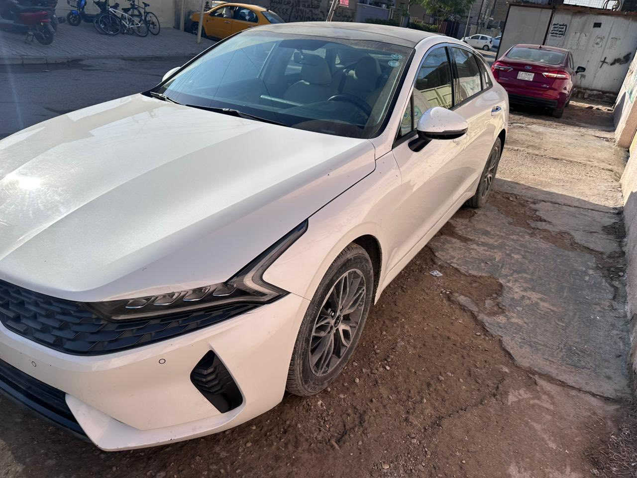 السلام عليكم اوبتيما k 5
موديل 21 خليجي فول السياره

مواصفات الخليجي معروف

بيها طخه بالبنيد وجالمغ وشك صغير بدعاميه

سياره ماشيه 81 الف 

سعر 182وبيها مجال 

مو شراي لا تكسر بحاجة العالم مع تحياتي
للتوصل *********** 
واتس ***********
