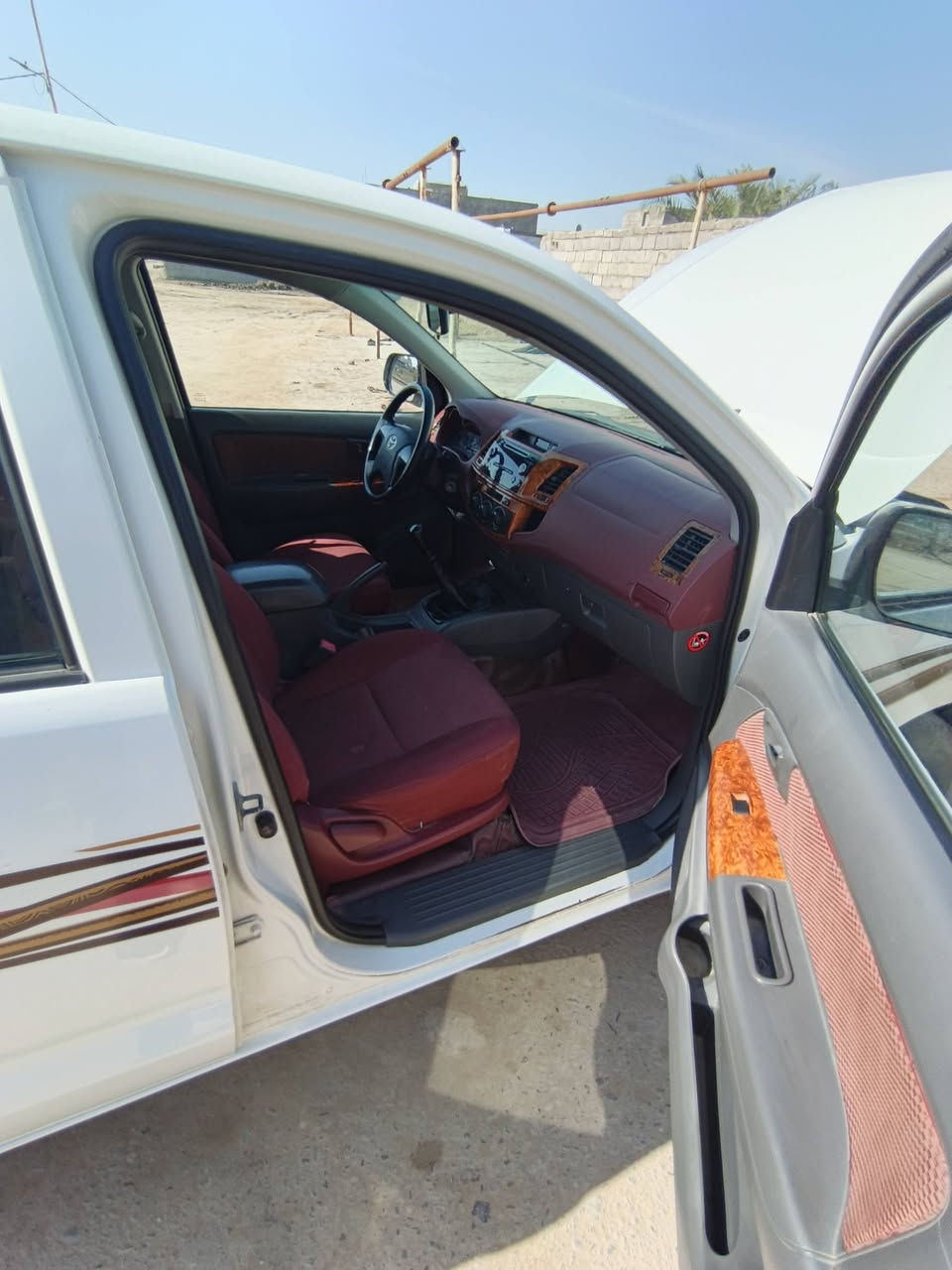 السلام عليكم 2014للبيع سياره نضيفه كفاله  مكينه نضيفه ‏‪***********‬‏
