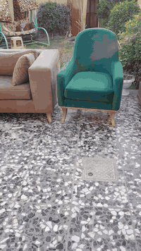 تخم ٨ مقاعد  حطاطة موديل تركي نضيف جدا سعرة ٣٨٠ مكاني الصابيات قرب بوابة الكاضمية جسر الدوار ***********
