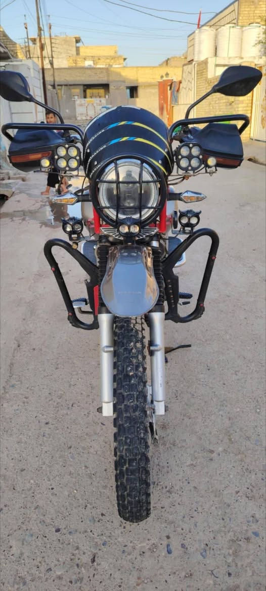 دايوان هونتر العملاق النشط والشاصي القوي دراجة خير من الله لون مميز عالي جبلي فول تزويد 2022 أوراق كاملة 
نظافة فول مال جناي الشراي وجاد يتصل ويدلل 
***********
