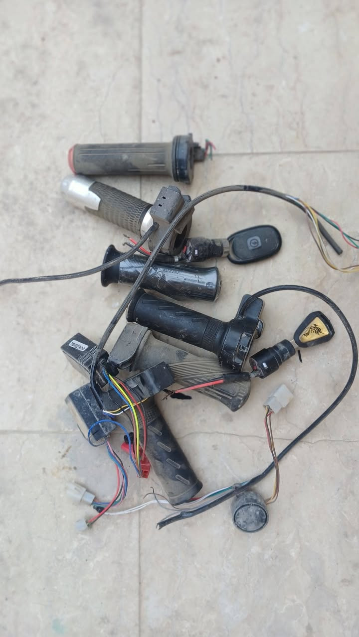 قطع دراجة شحن R9 و كل الدراجات 60 فولت العنوان البصرة شط العرب الرقم ***********
