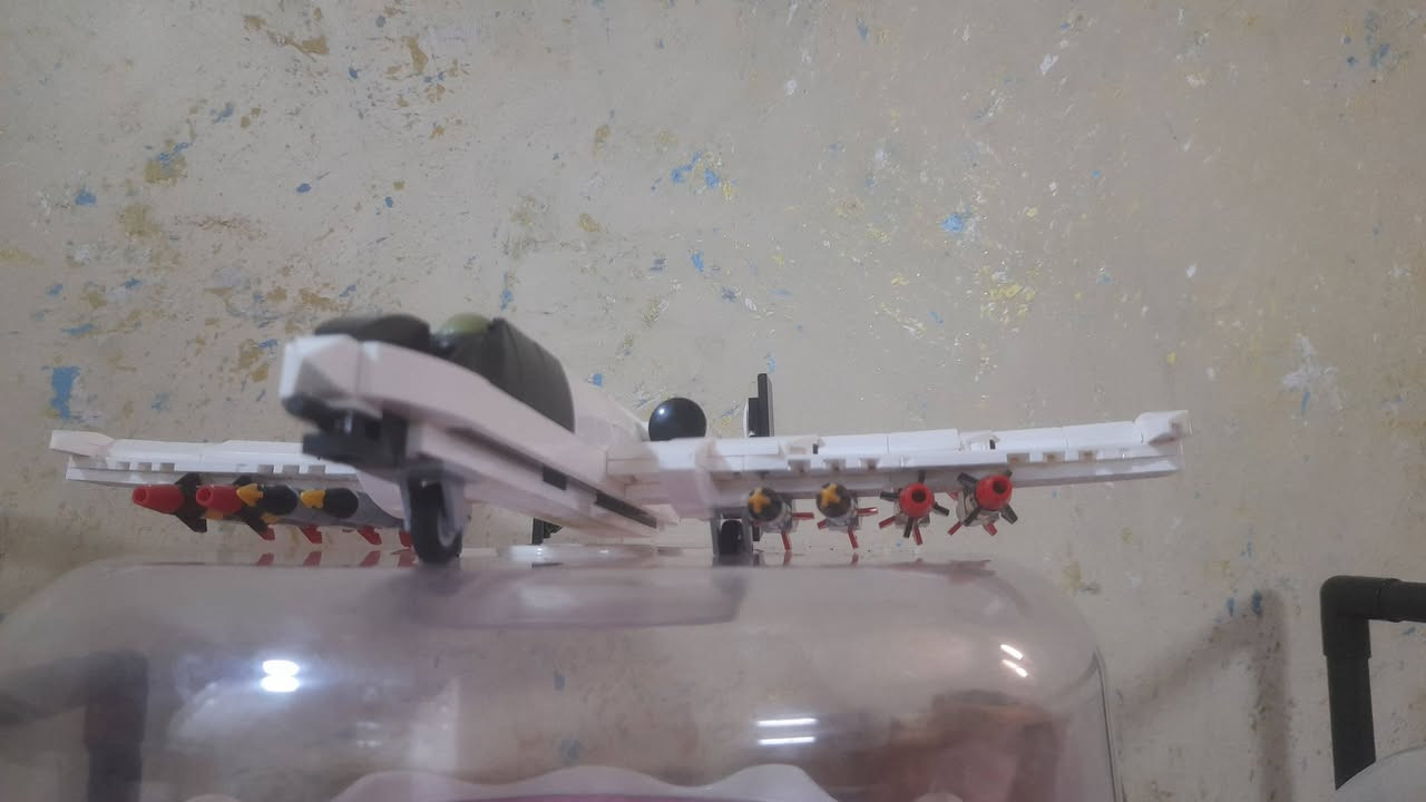 طياره بهذا الشكل  لتفيده ٢٠


**إذا كنت صاحب هذا الإعلان وتريد حذفه لأي سبب، رجاءا أرسل رسالة إلى الدعم الفني**