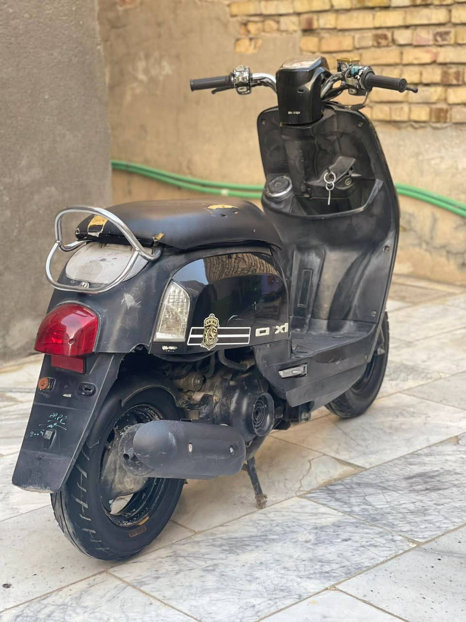 بوليس 50 بلادي ختم واحد وي صالصه وشاصي منفيس وياها دراجه فول واحد عله واحد سلف هندر  كله شغال شرط الفحص بس ولفات يكلك غير ولفات اخذها بلاش شراي تعال خاص وبخدمتك


**إذا كنت صاحب هذا الإعلان وتريد حذفه لأي سبب، رجاءا أرسل رسالة إلى الدعم الفني**